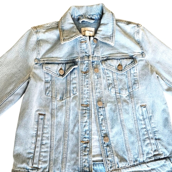 Club Monaco Women,s Light Blue Denim Jacket - Picture 7 of 8